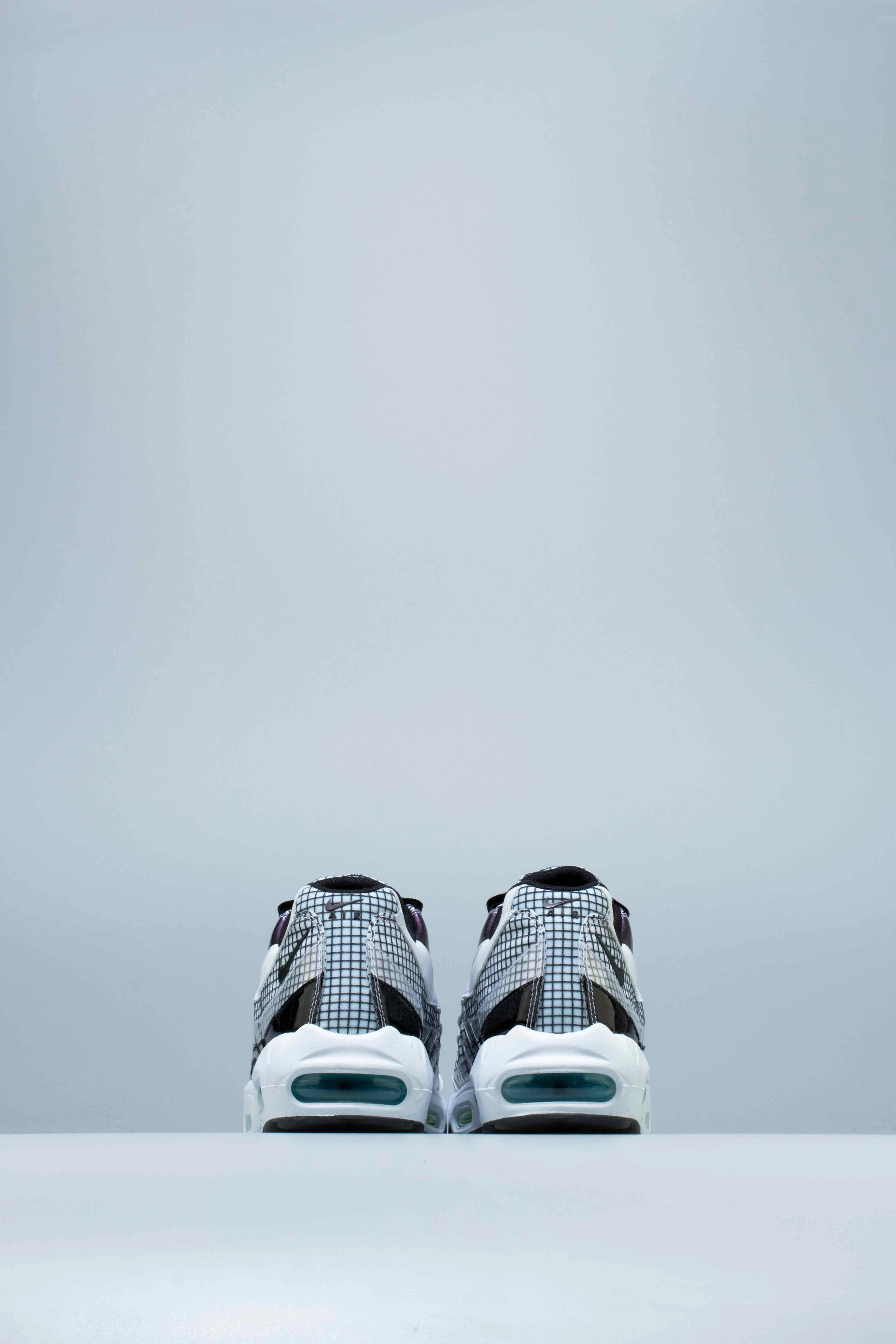 Air Max 95 Grid Pack Mens Shoe - White/Black/Blue Glaze/Lime Blast