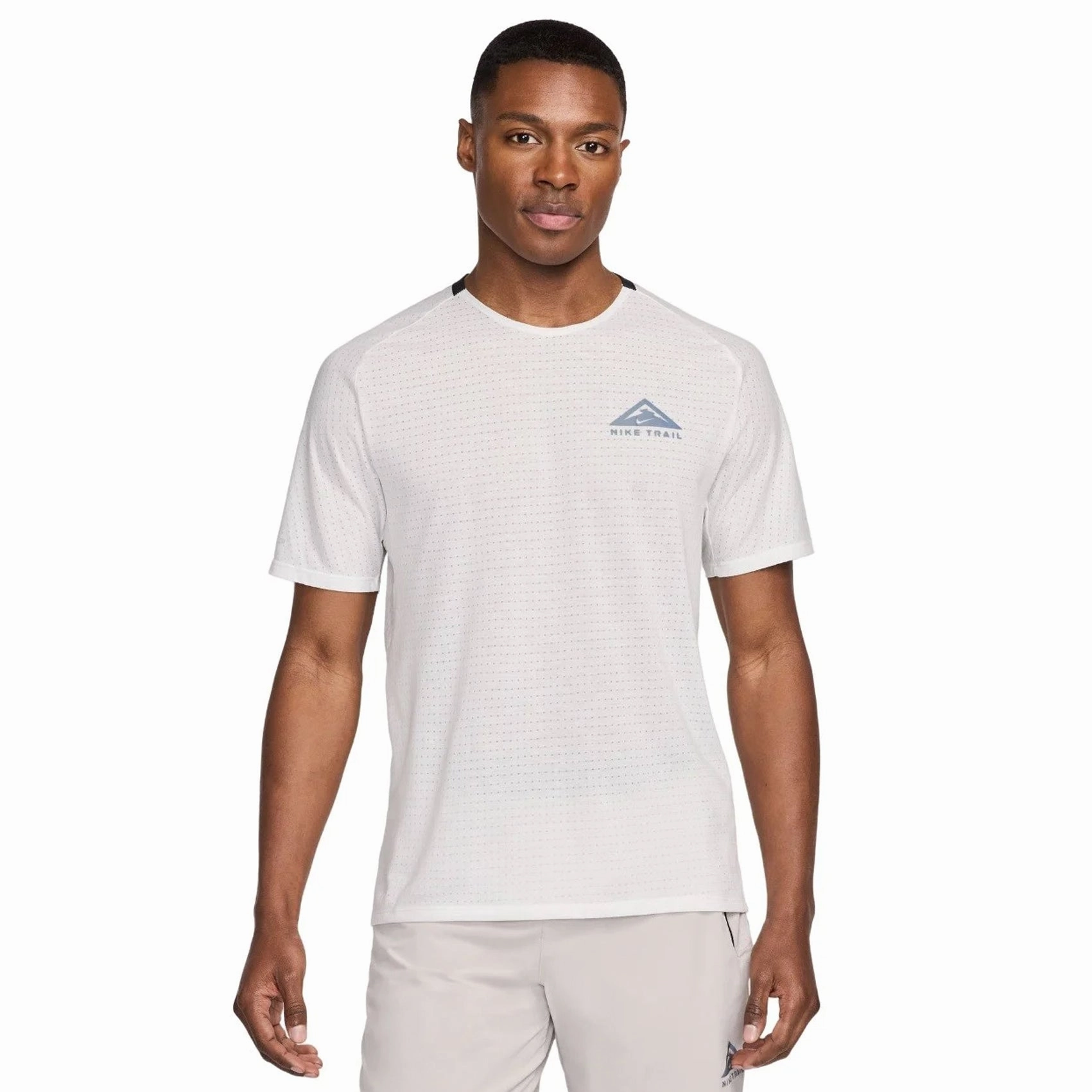 Mens Nike Dri-FIT Trail Solar Chase Running Tee