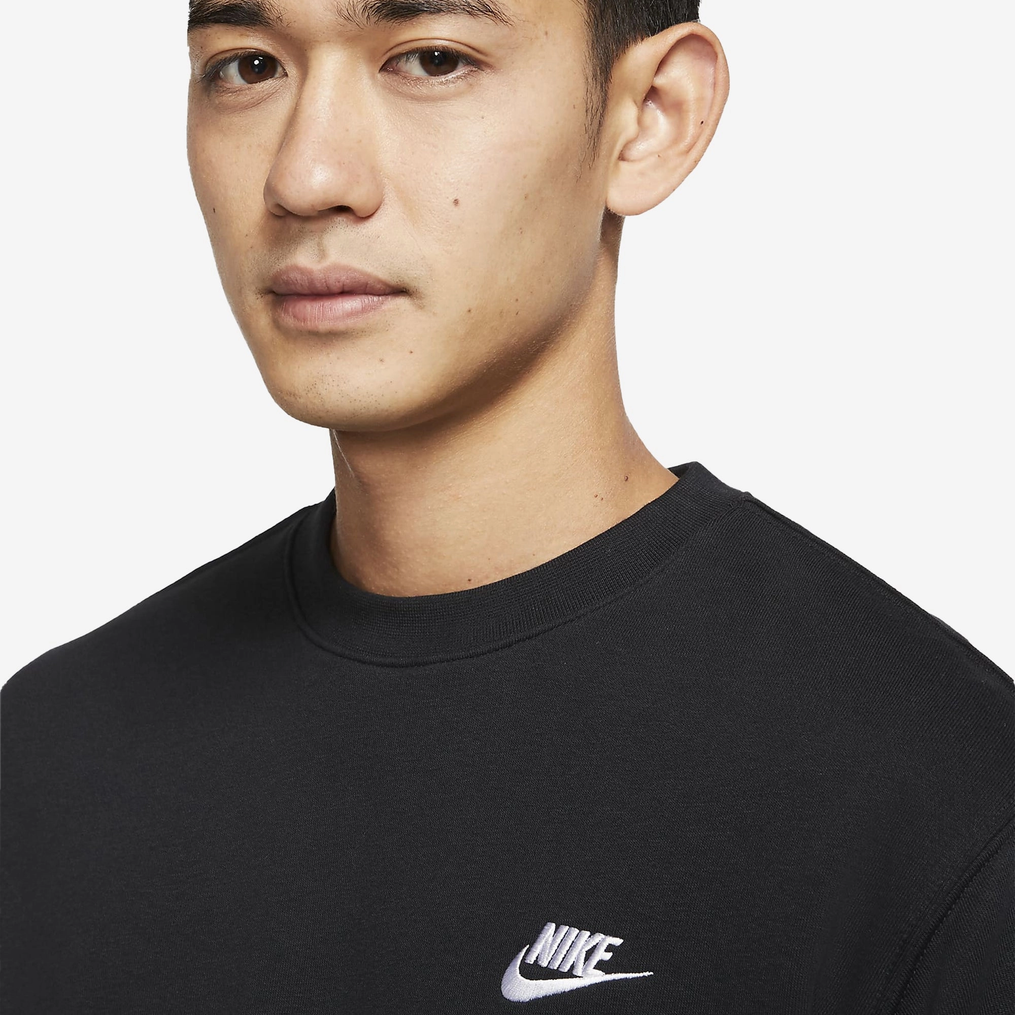 Nike | SPORTWEAR CLUB { BLACK