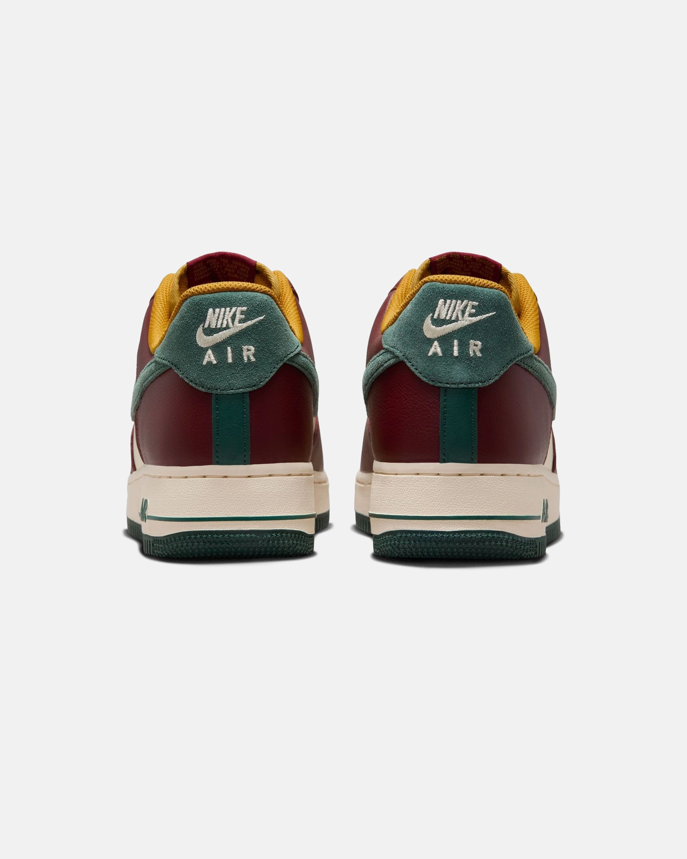 NIKE AIR FORCE 1 '07 LV8 - COCONUTMILK/ VINTAGEGREEN