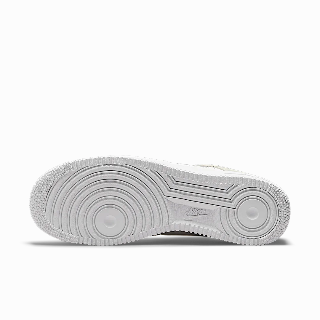 Nike Air Force 1 Low First Use Light Sail Red