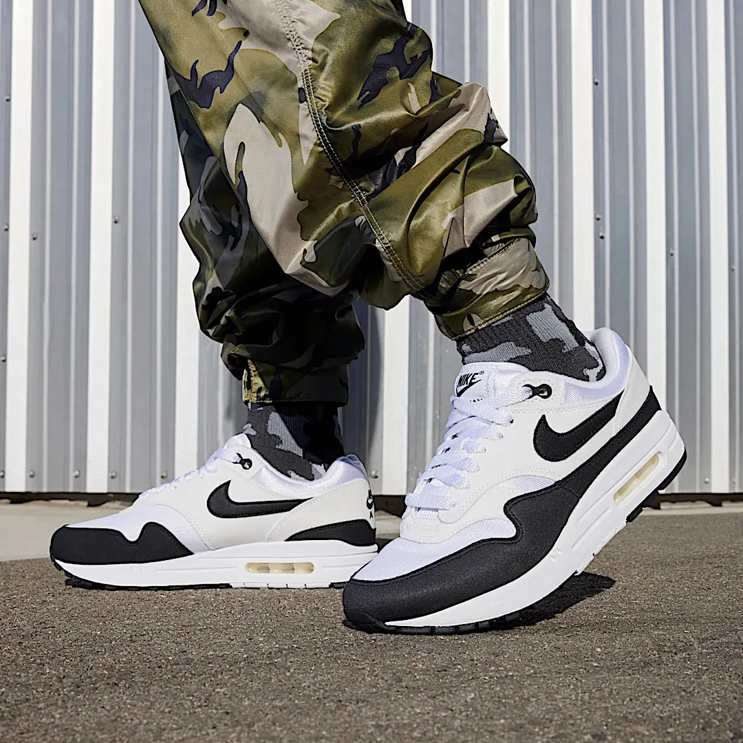 Nike Air Max 1 White Black Neutral Grey
