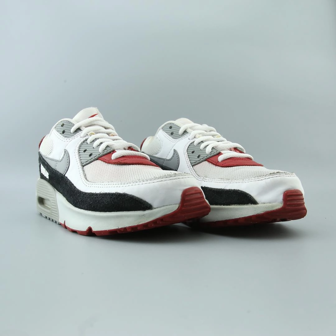NIKE AIR MAX 90