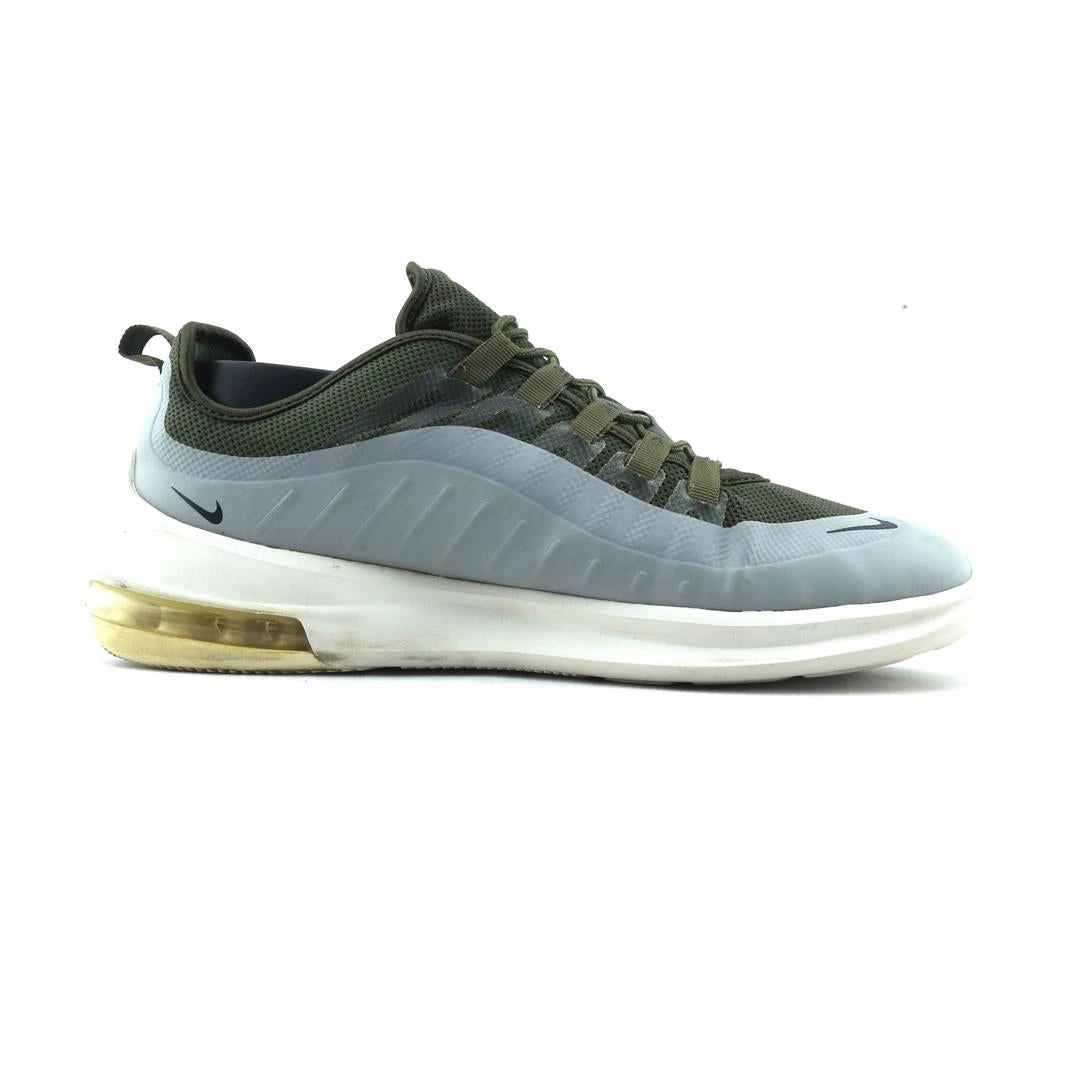 NIKE AIR MAX AXIX