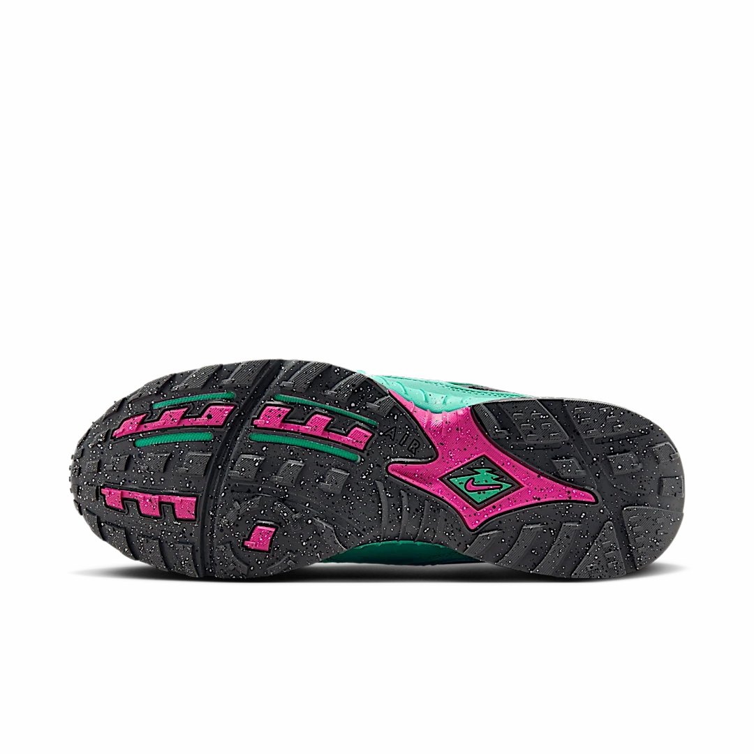 Nike Air Terra Humara Undefeated Light Menta