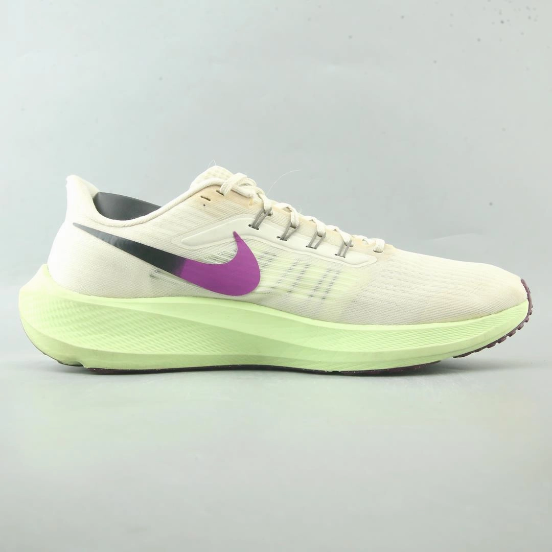 NIKE AIR ZOOM PEGASUS 39