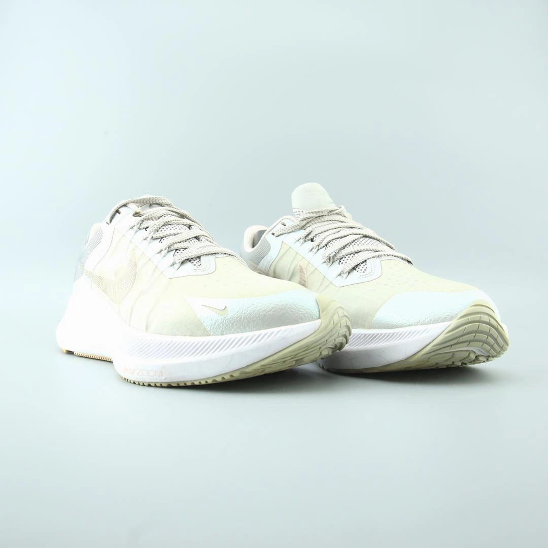 NIKE AIR ZOOM WINFLO 8