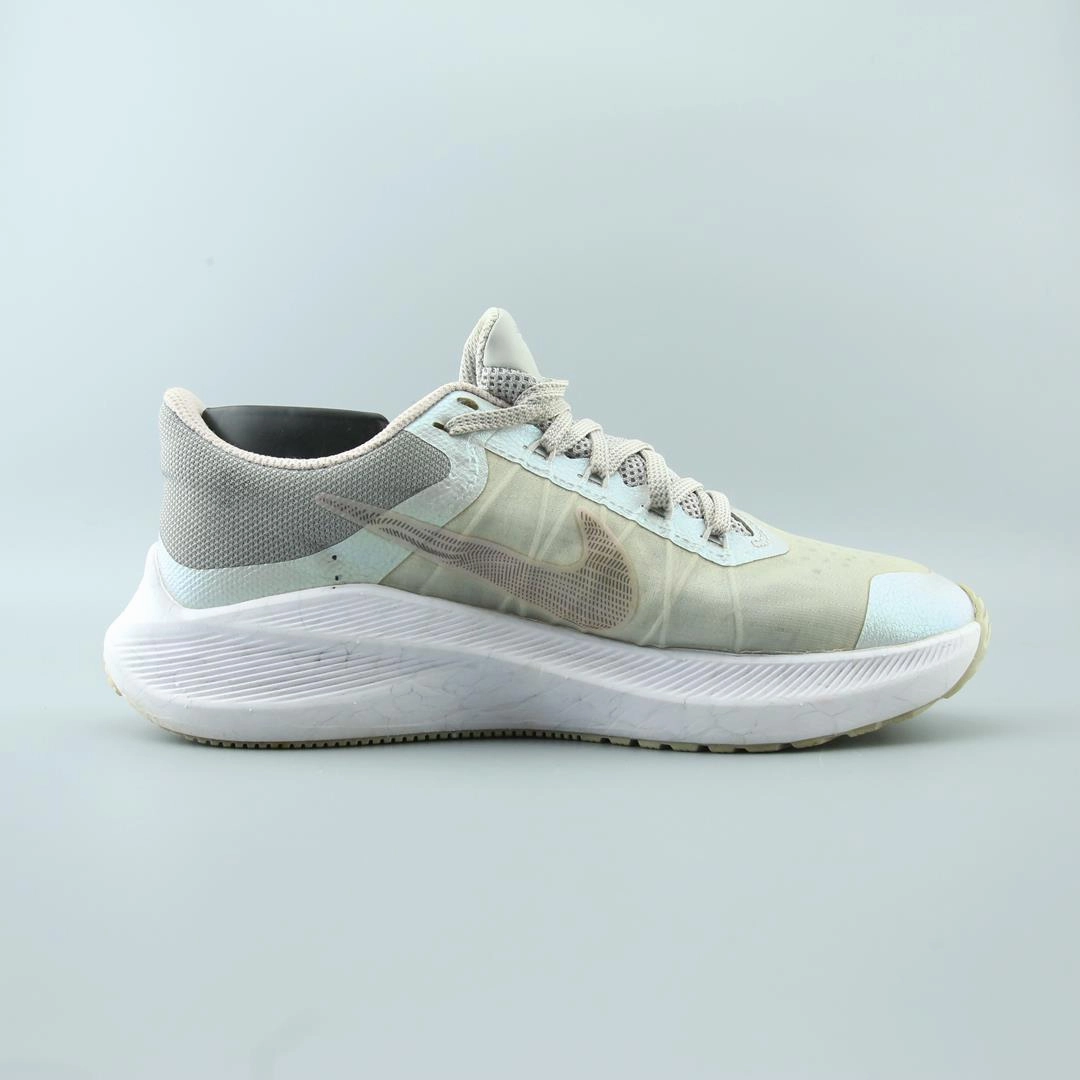 NIKE AIR ZOOM WINFLO 8