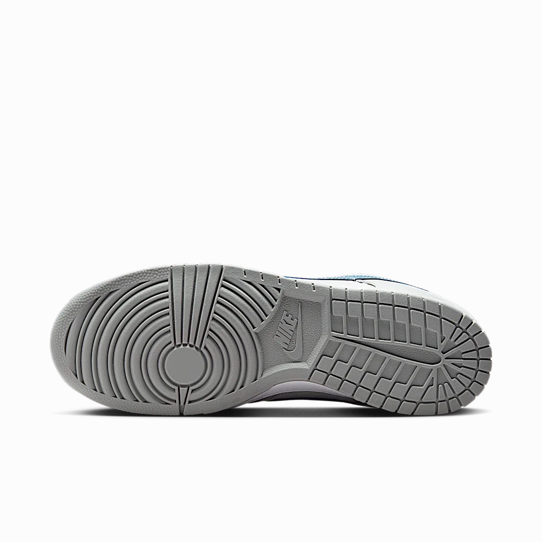 Nike Dunk Low Silver Surfer (2024)