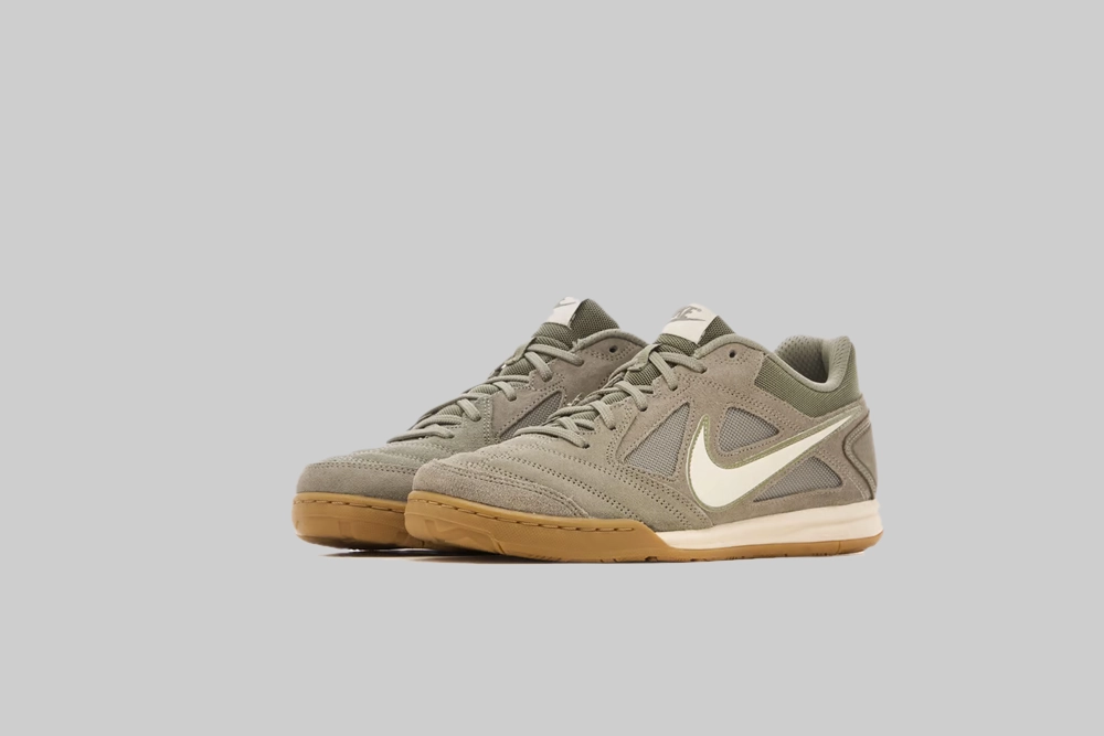 Nike Gato 'Light Army'