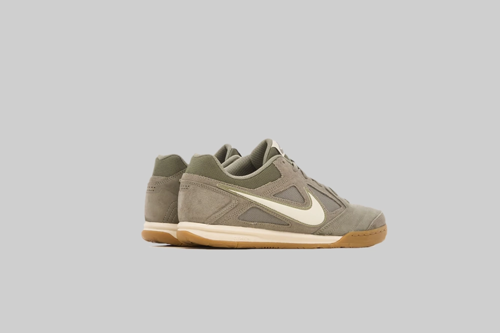 Nike Gato 'Light Army'