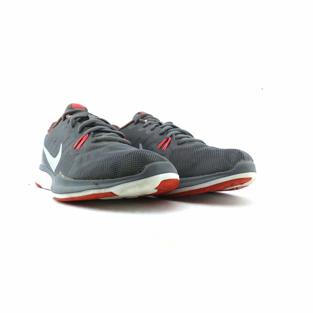 NIKE IN SEASON TR7