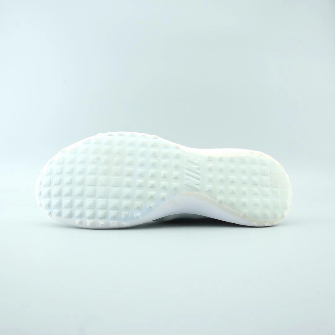 NIKE JUVENATE