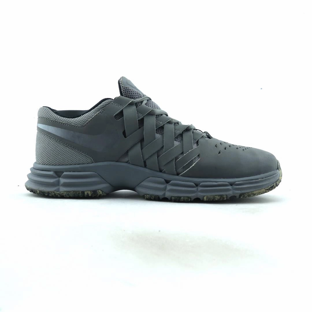 NIKE LUNAR FINGERTRAP TR
