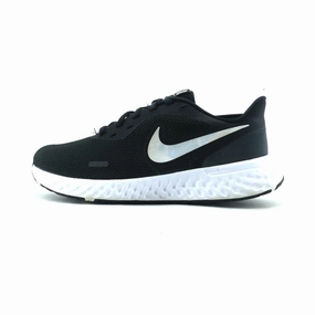 NIKE REVOLUTION 5