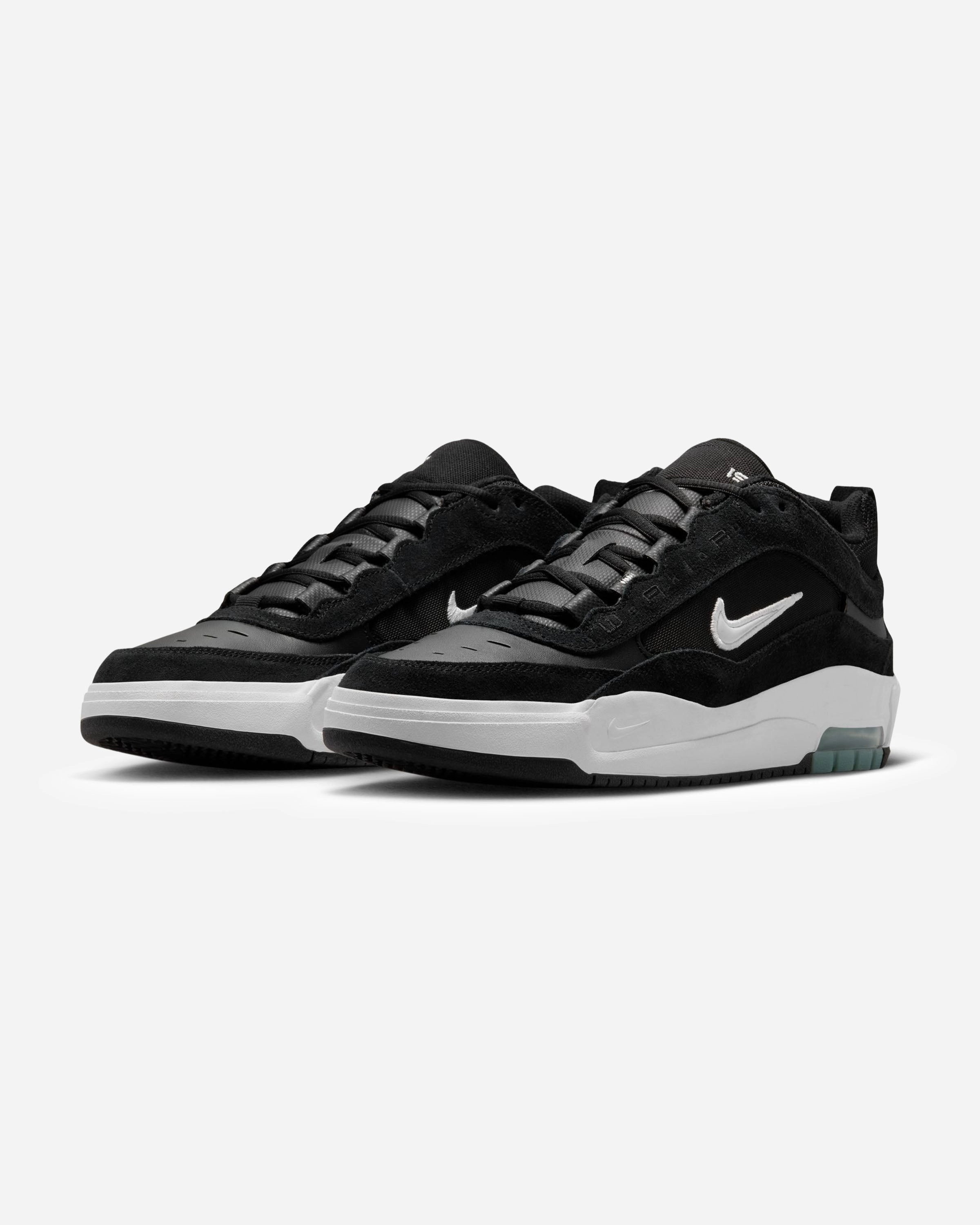 NIKE SB AIR MAX ISHOD - BLACK/ WHITE