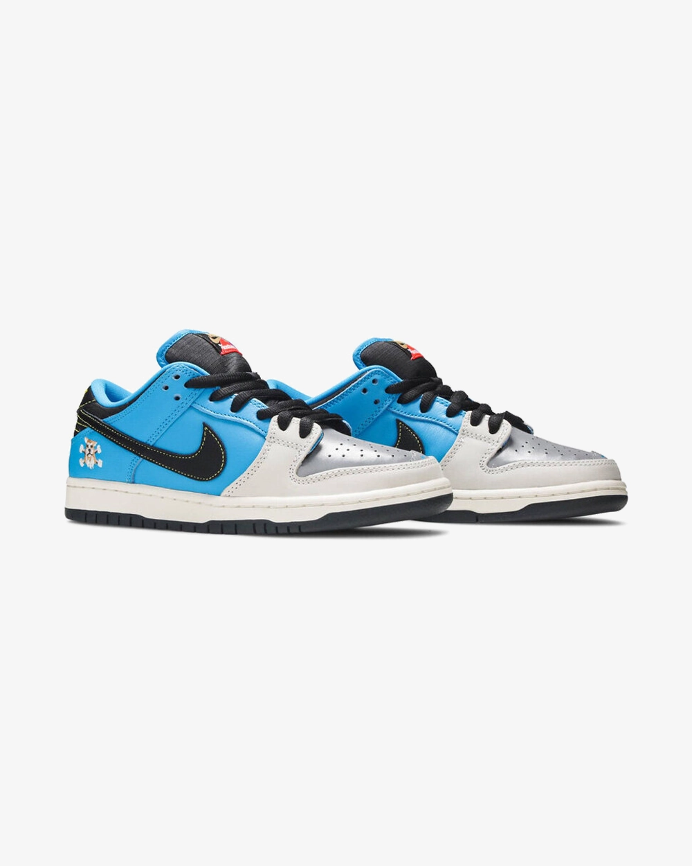 NIKE SB DUNK LOW INSTANT SKATEBOARD