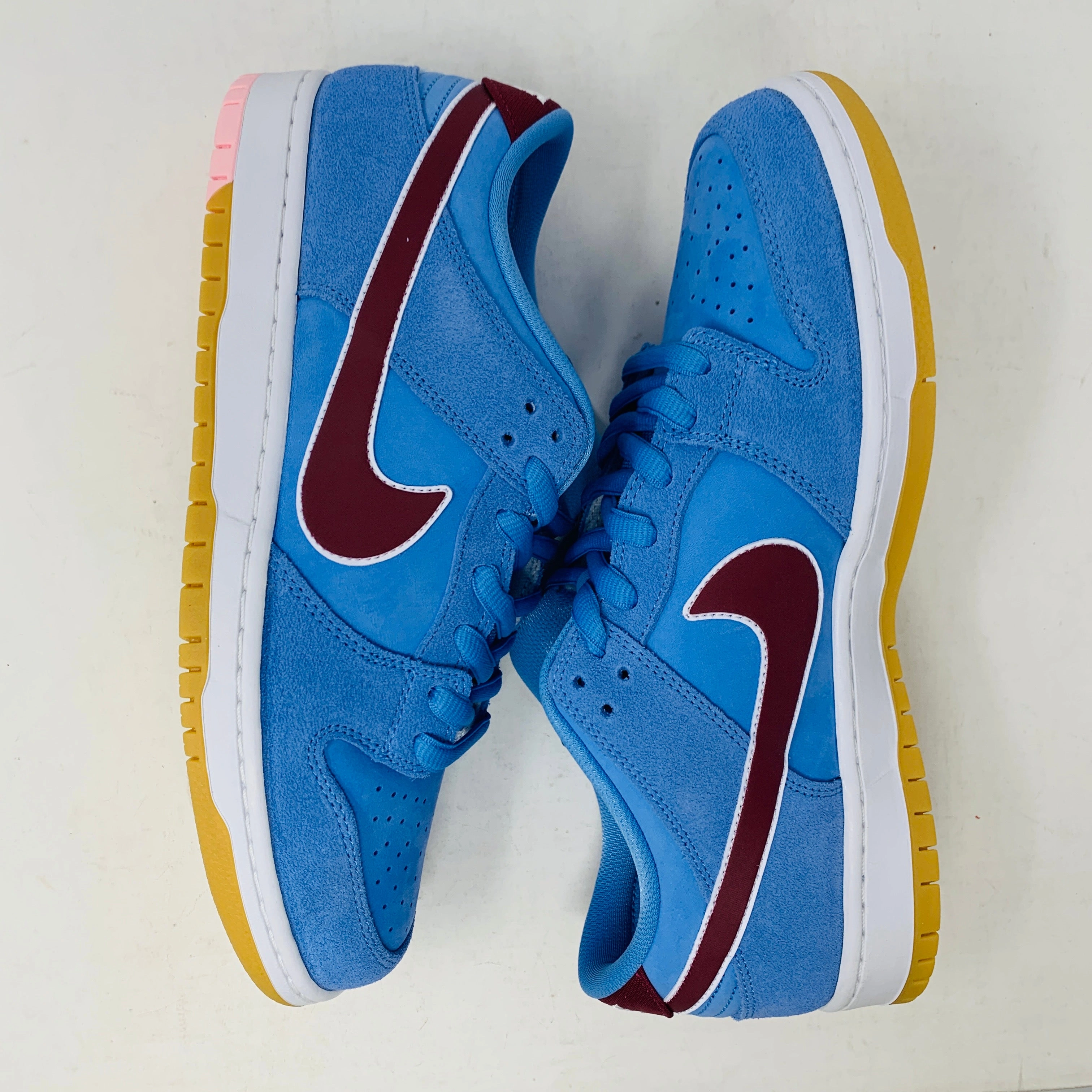 Nike SB Dunk Low Philadelphia Phillies