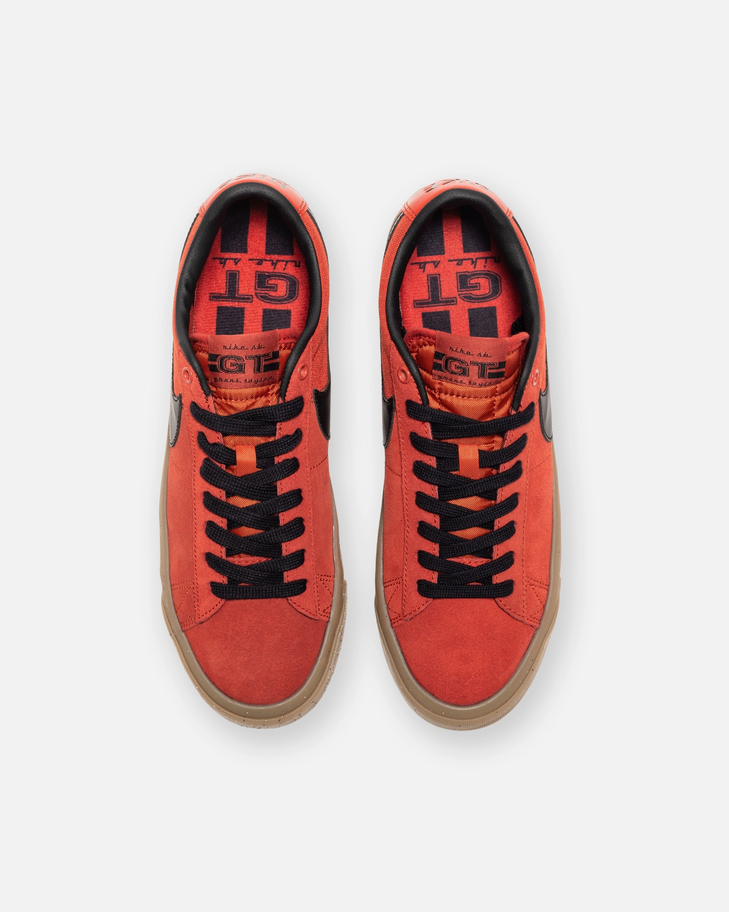 NIKE SB ZOOM BLAZER LOW PRO GT - CINNABAR/ BLACK