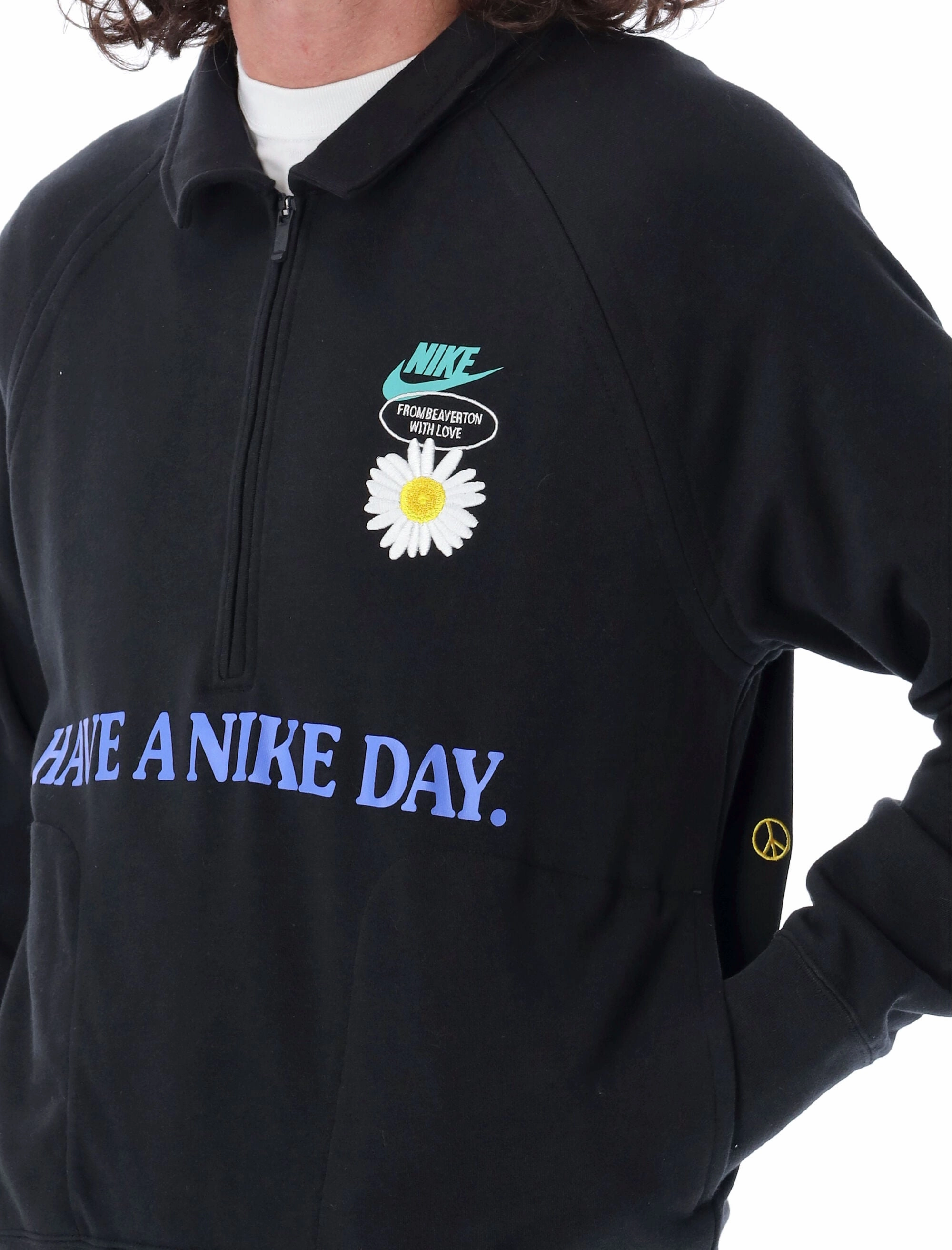 Nike Sportswear Half-Zipped Logo Sweatshirt