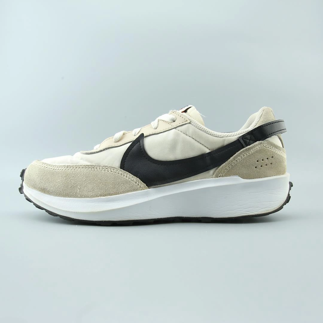 NIKE WAFFLE DEBUT