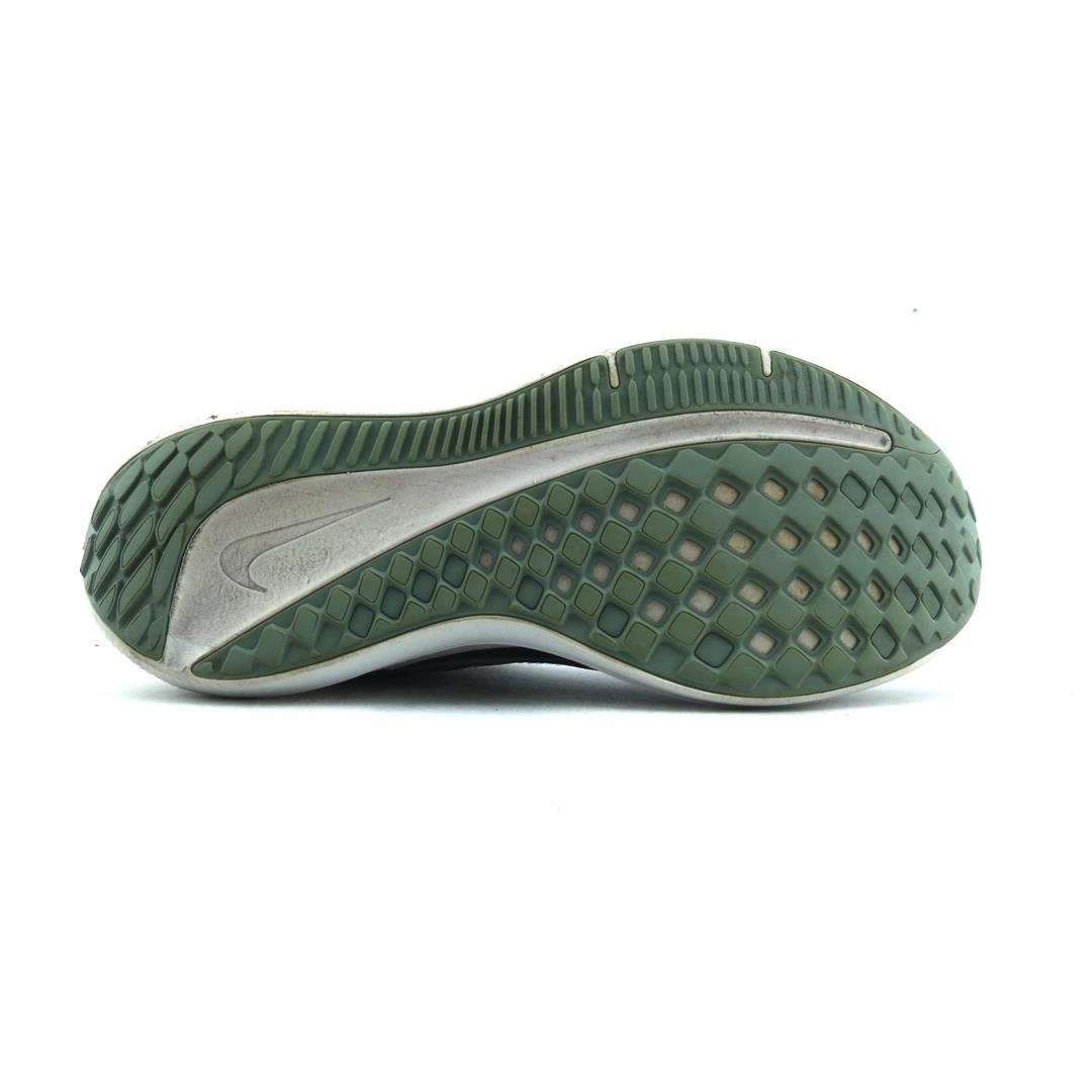 NIKE WINFLO 9