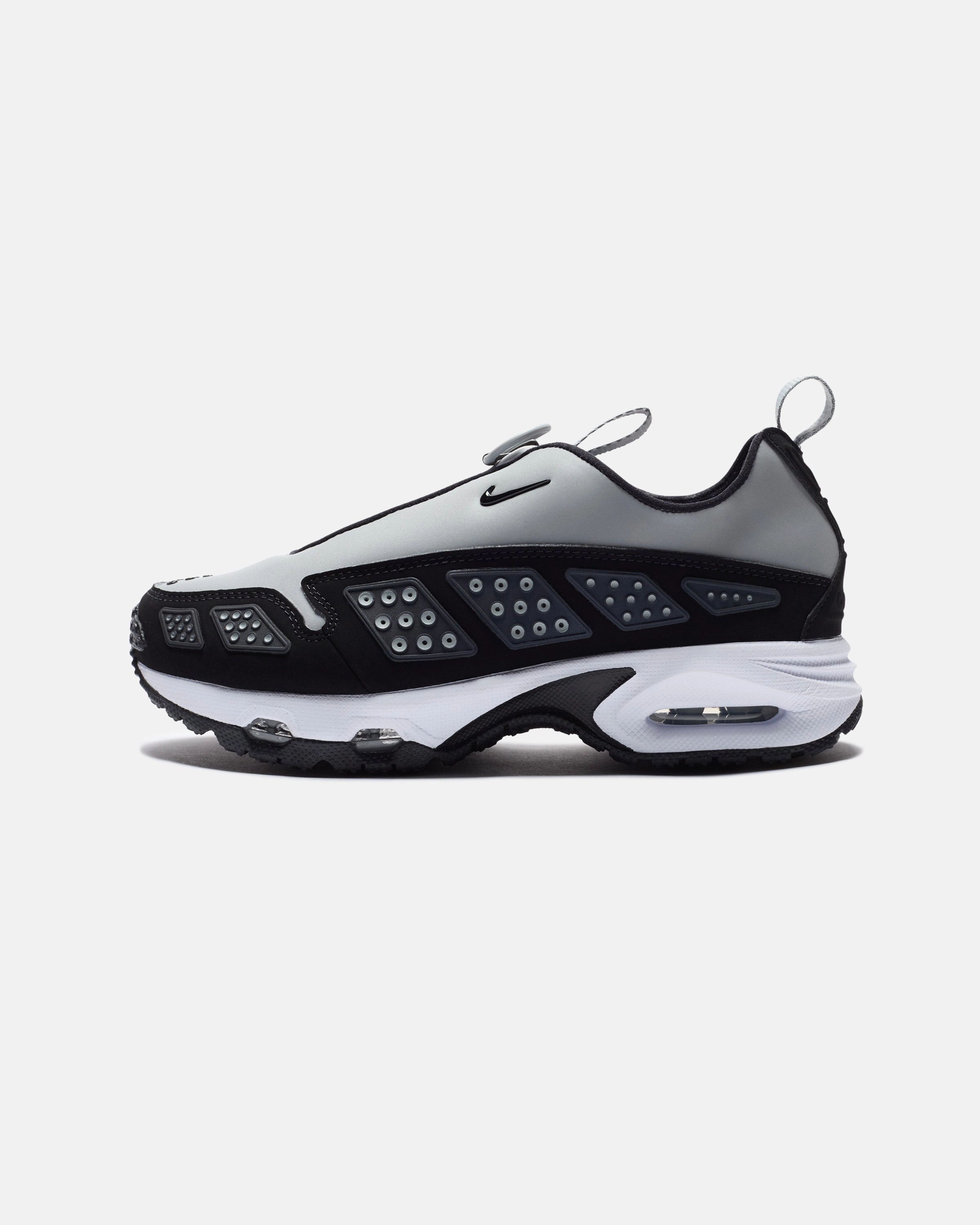 NIKE WOMEN'S AIR MAX SNDR - SILVER/ BLACK