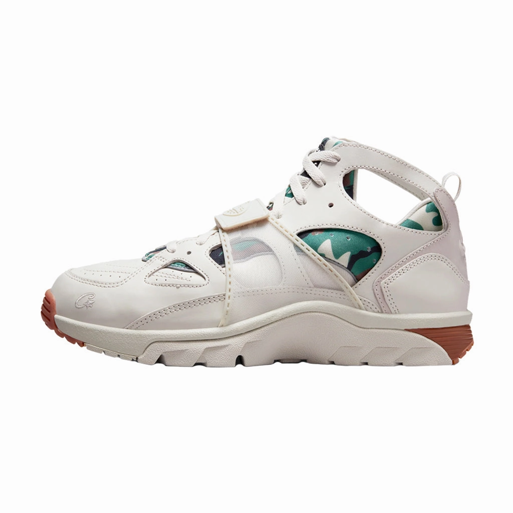 Nike x Corteiz Air Huarache - Off-White