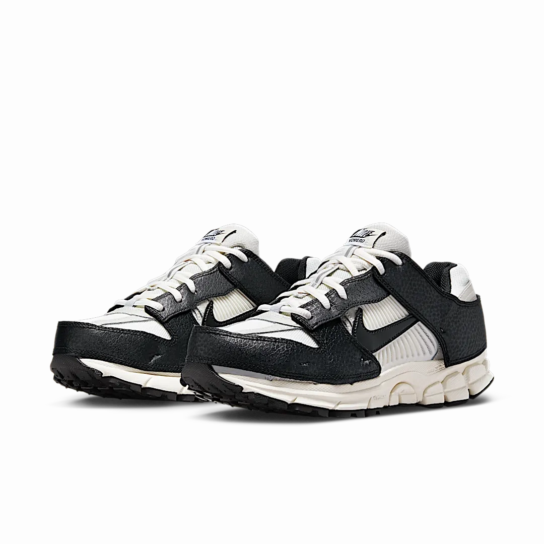 Nike Zoom Vomero 5 Timeless Panda Dunk