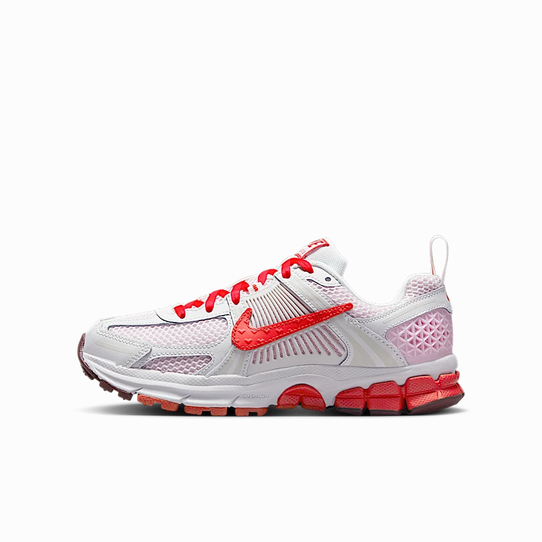 Nike Zoom Vomero 5 Valentine's Day
