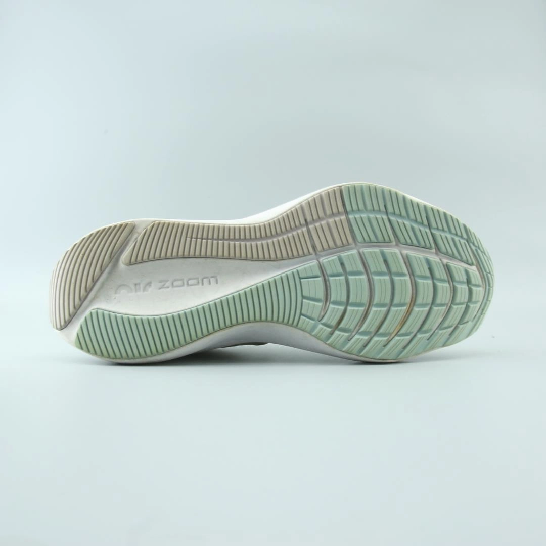NIKE ZOOM WINFLO 8