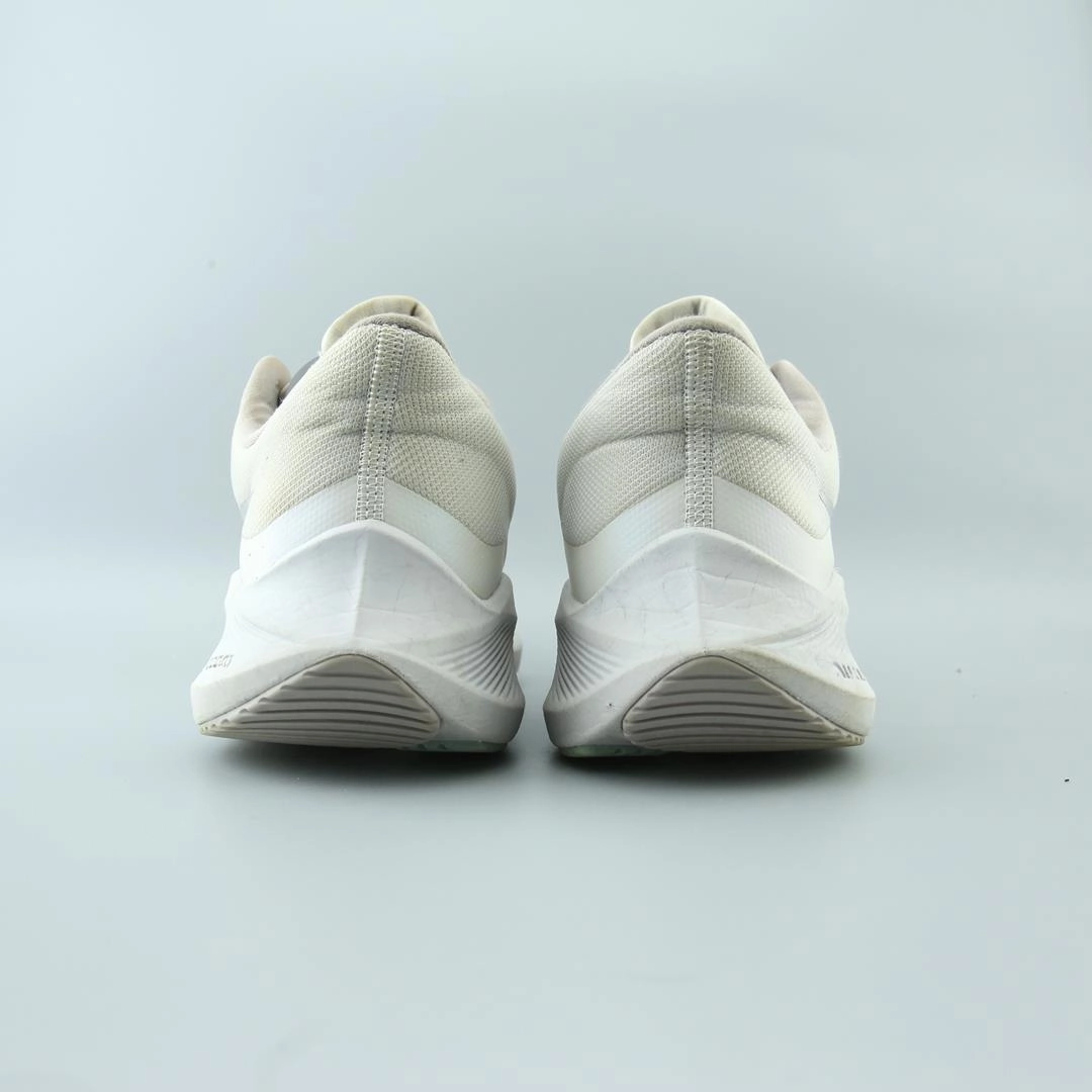 NIKE ZOOM WINFLO 8