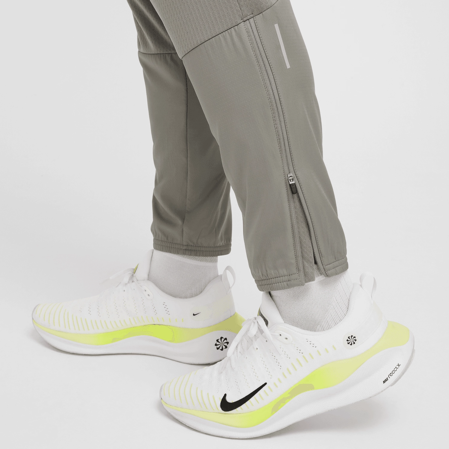Pantalon Nike Sphere Challenger - Gris