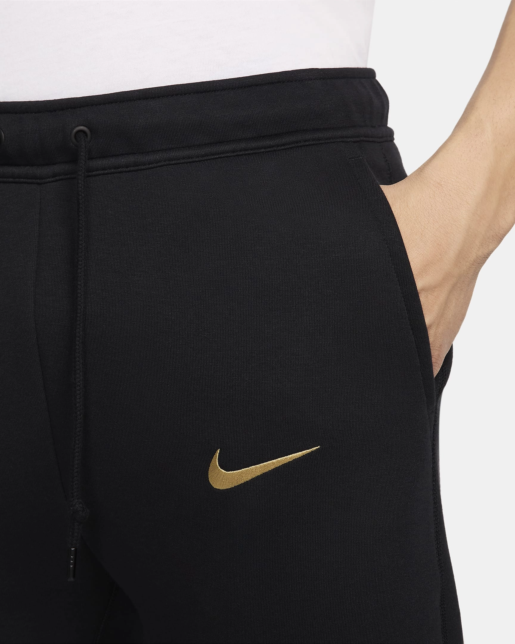 Pantalon Tech Fleece FC Barcelone 2024/2025 - Noir/Doré