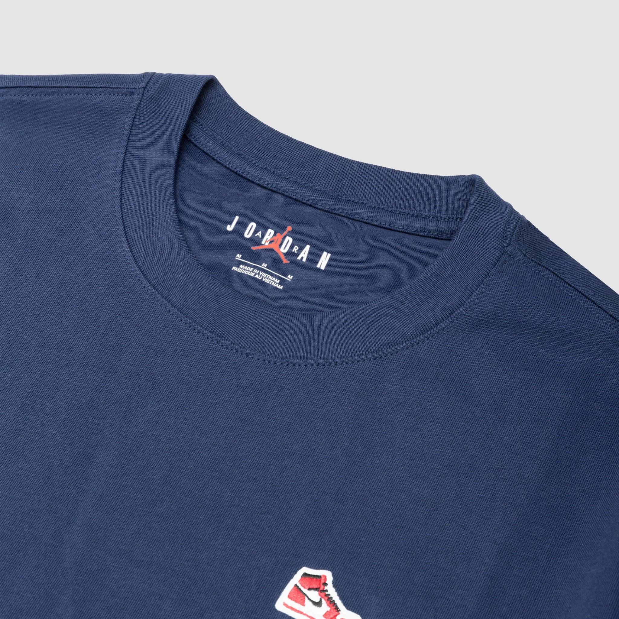 SNEAKER PATCH S/S T-SHIRT