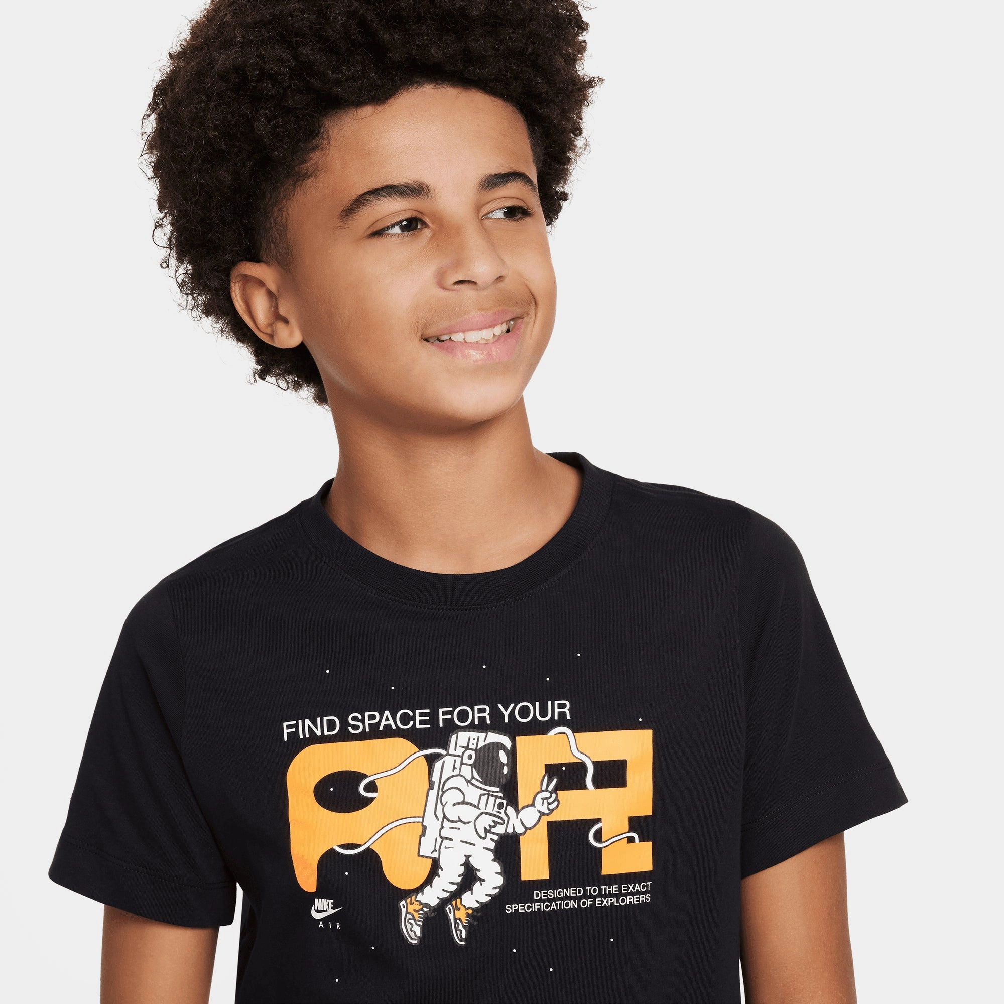 SPORTSWEAR ASTRONAUT טי שרט