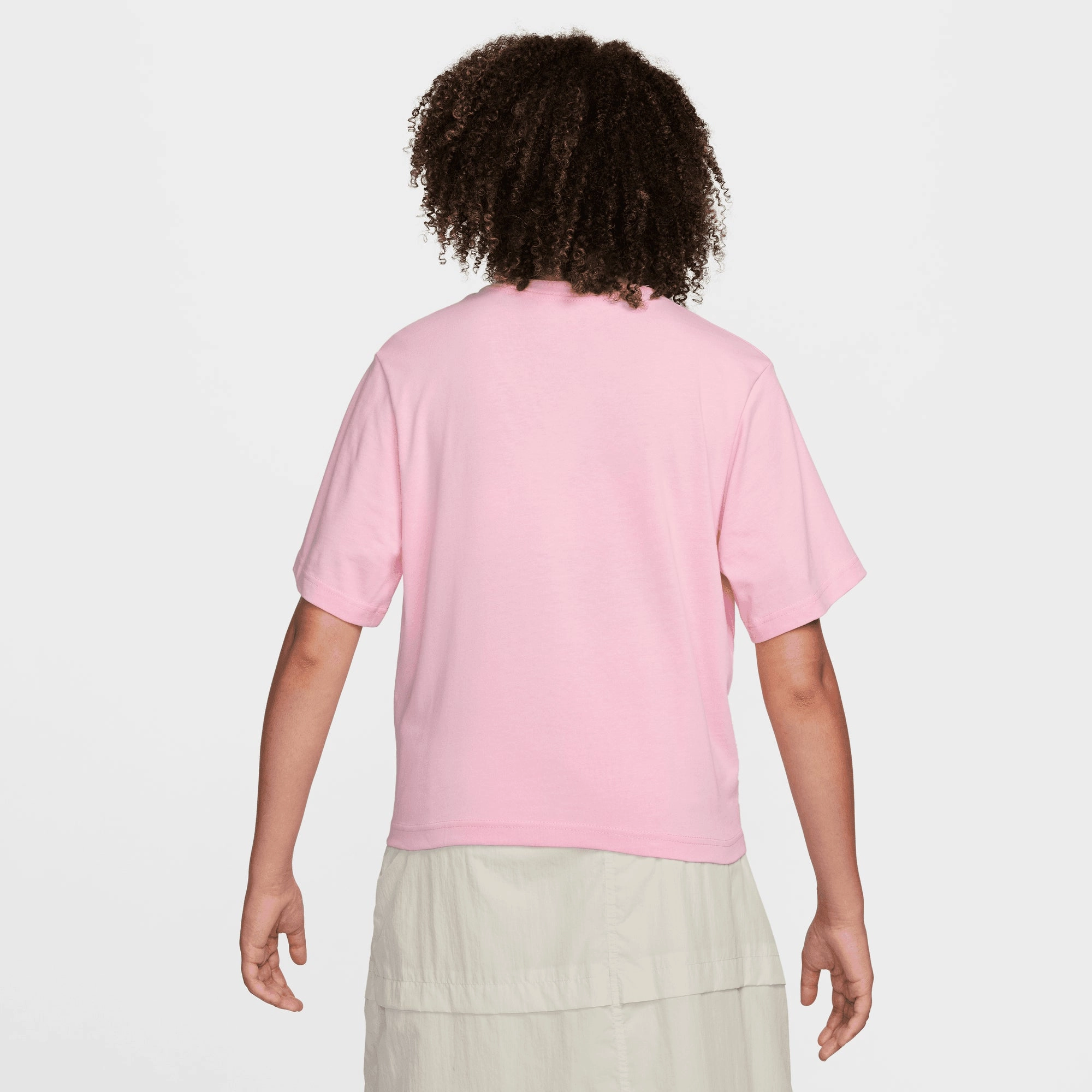 SPORTSWEAR BOXY טי שרט