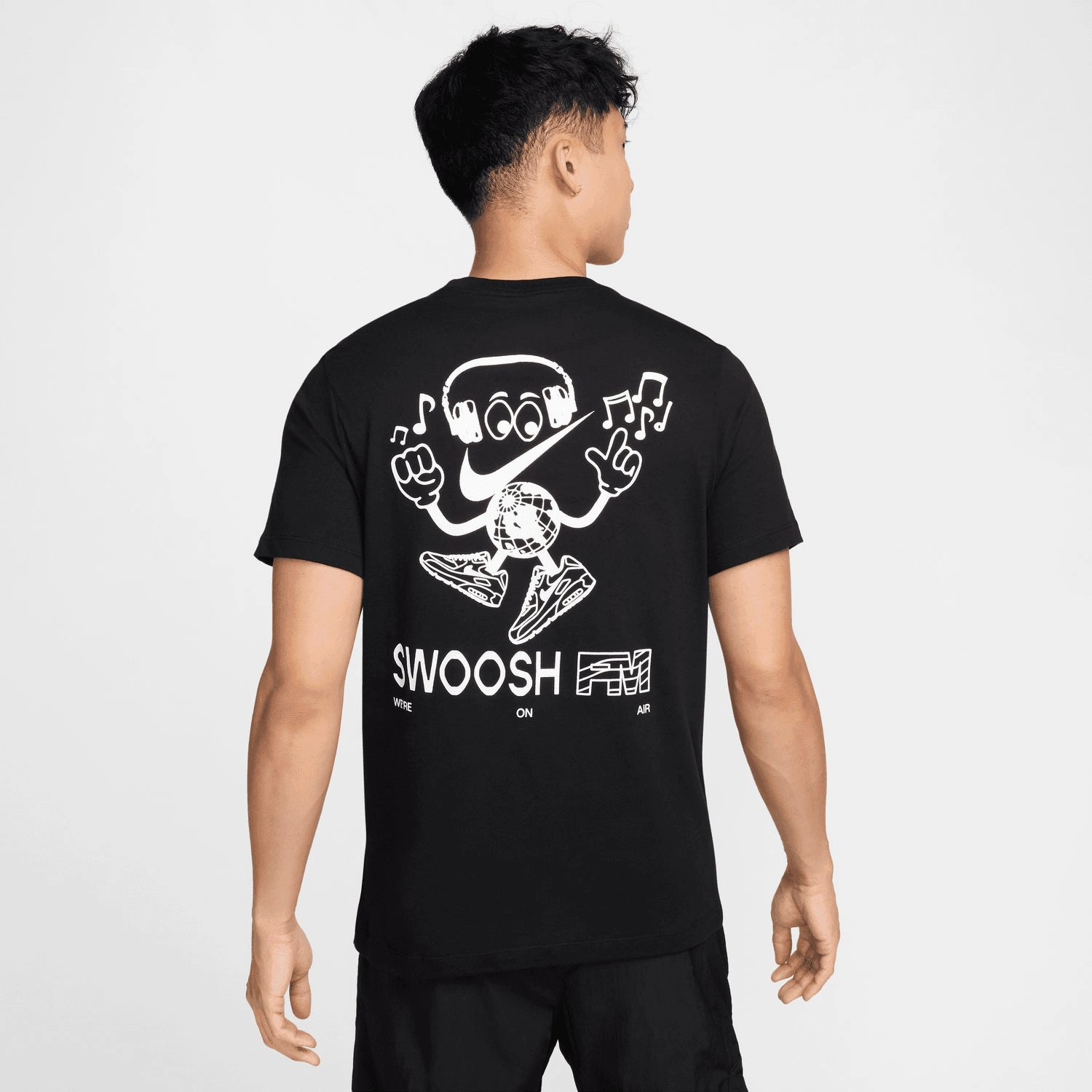 SPORTSWEAR SWOOSH טי שרט