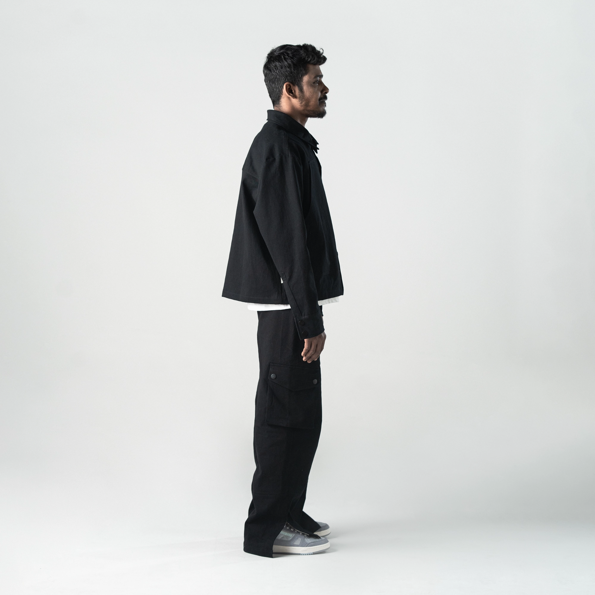 Superkicks | ESSENTIAL CARGO PANTS  { BLACK