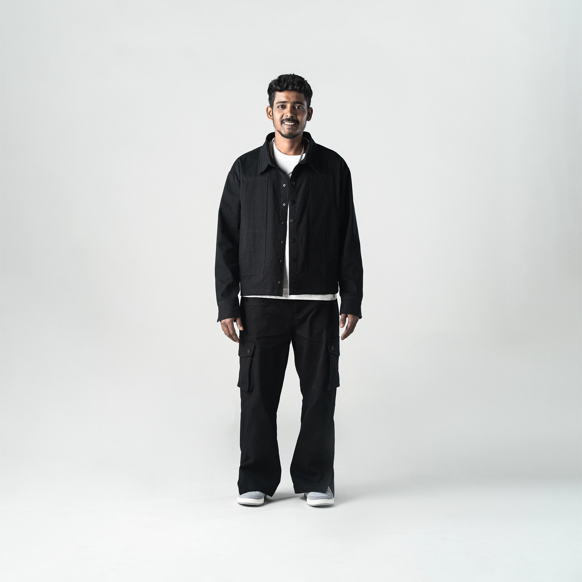 Superkicks | ESSENTIAL CARGO PANTS  { BLACK