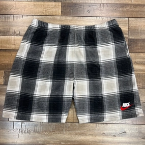 Supreme Nike Plaid Sweatshort Black