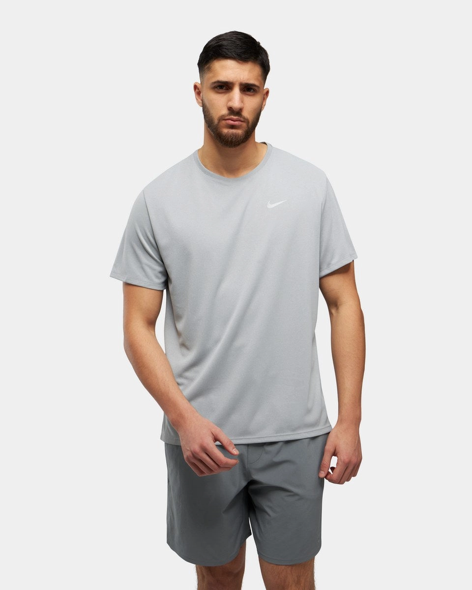 T-shirt Nike Miler - Gris