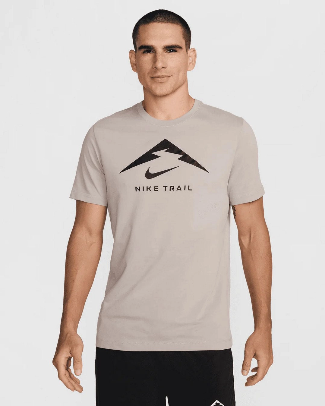 T-shirt Nike Trail - Beige/Noir