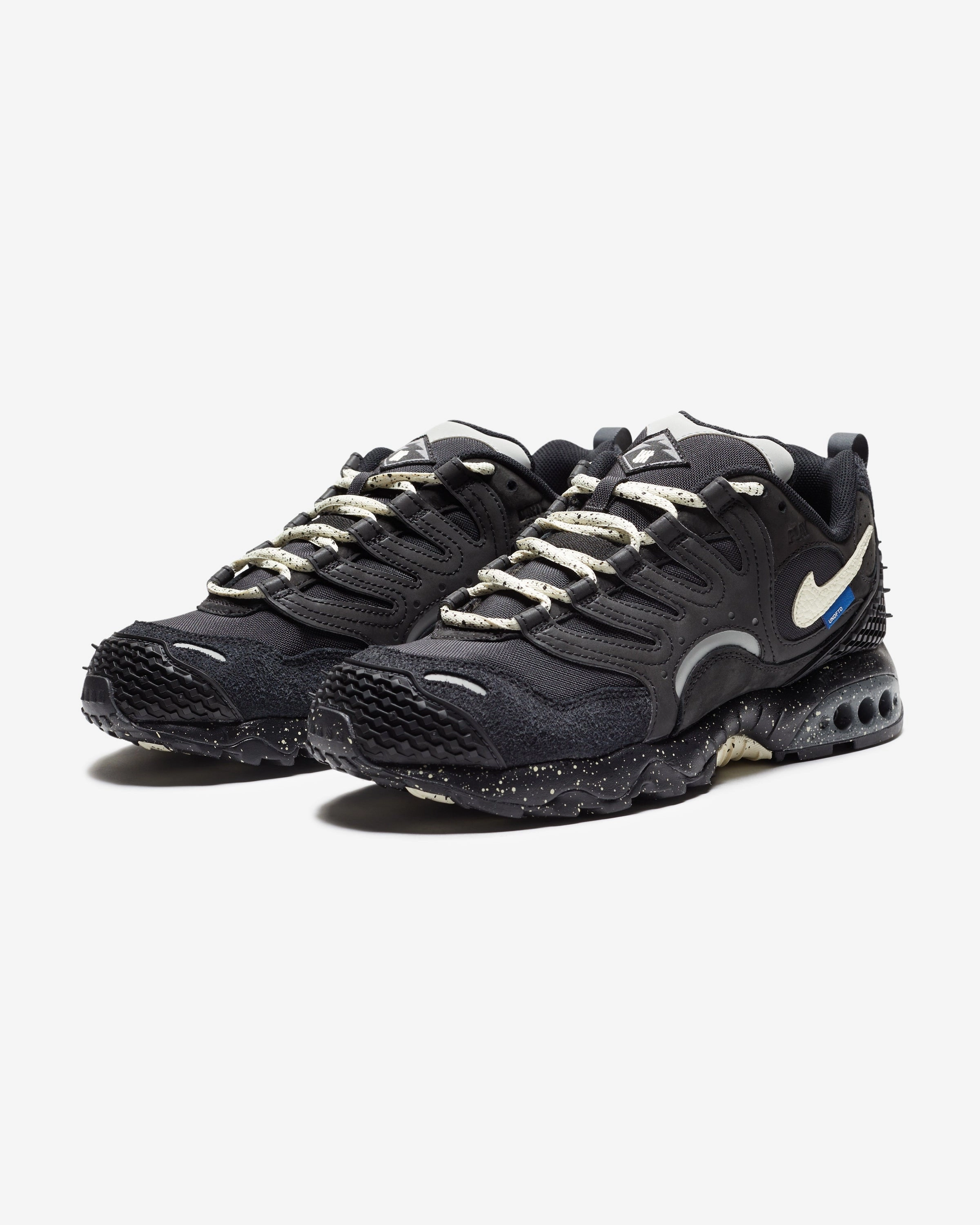 UNDEFEATED X NIKE AIR TERRA HUMARA - BLACK/ COCONUTMILK