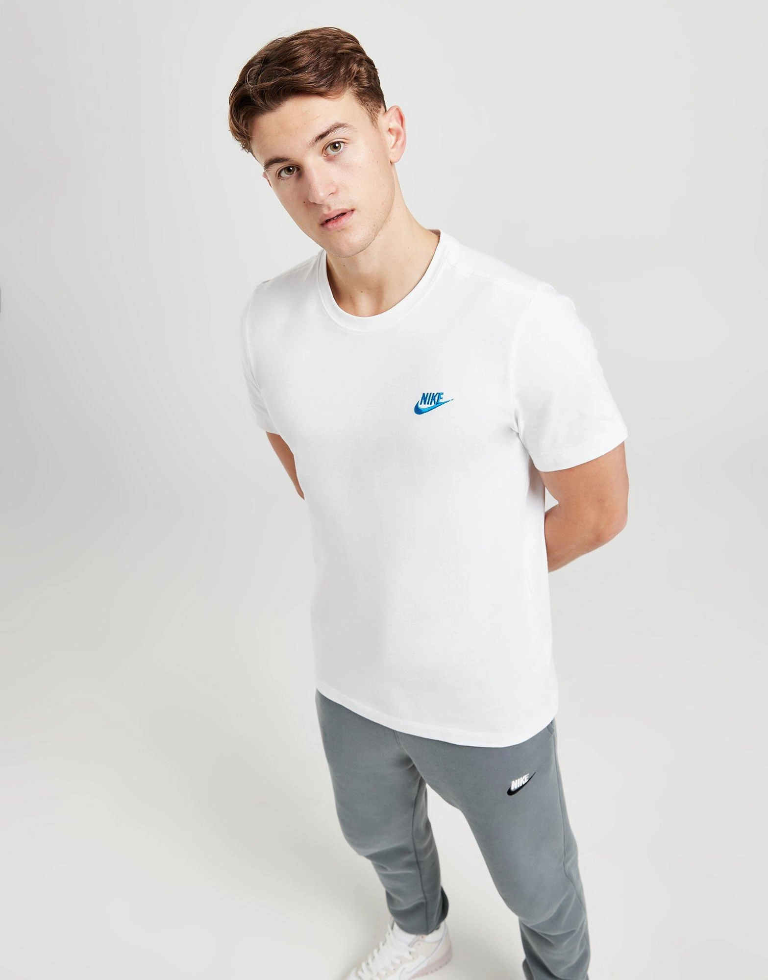 טי שירט Sportswear Club | גברים