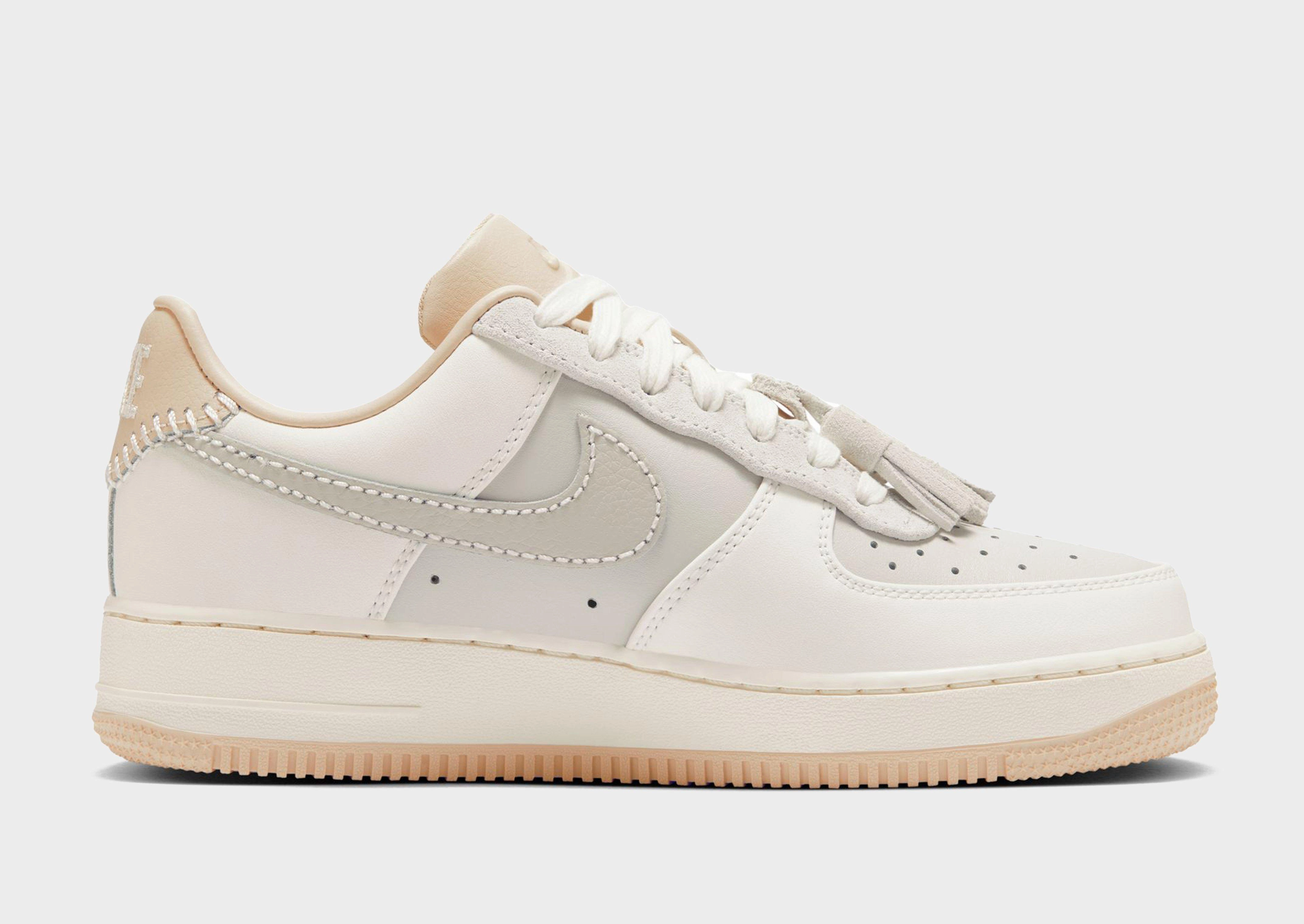סניקרס Air Force 1 '07 | נשים