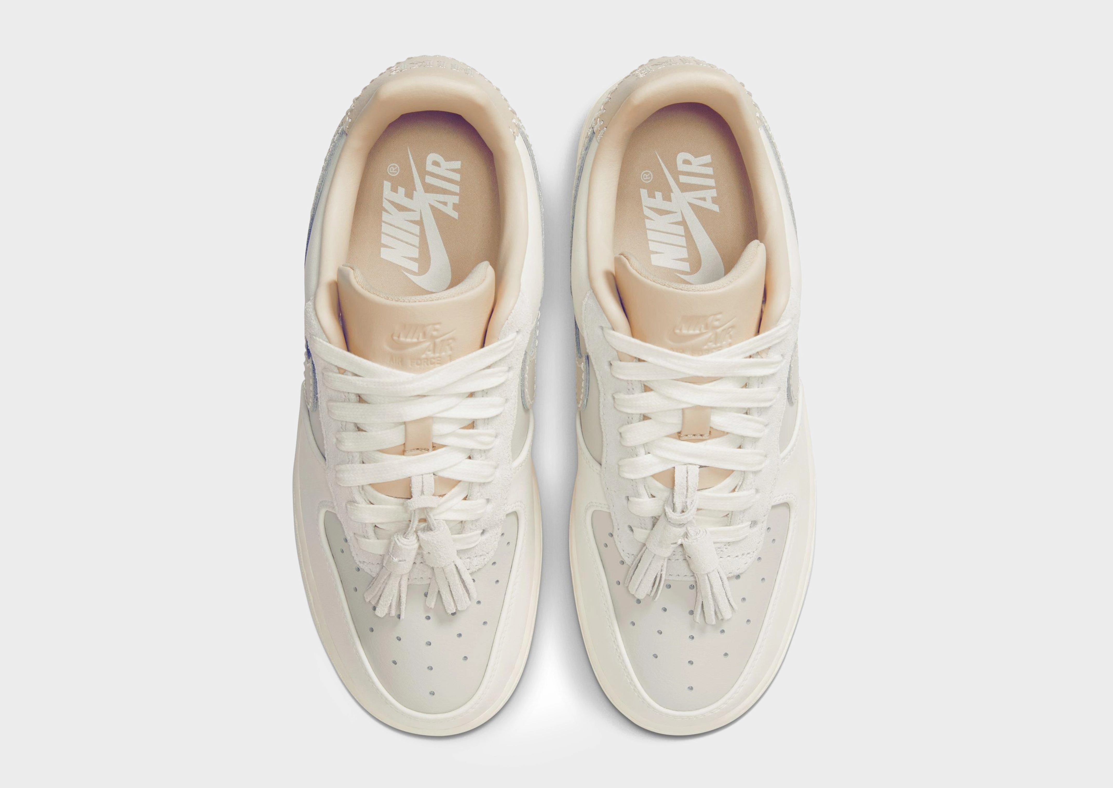 סניקרס Air Force 1 '07 | נשים