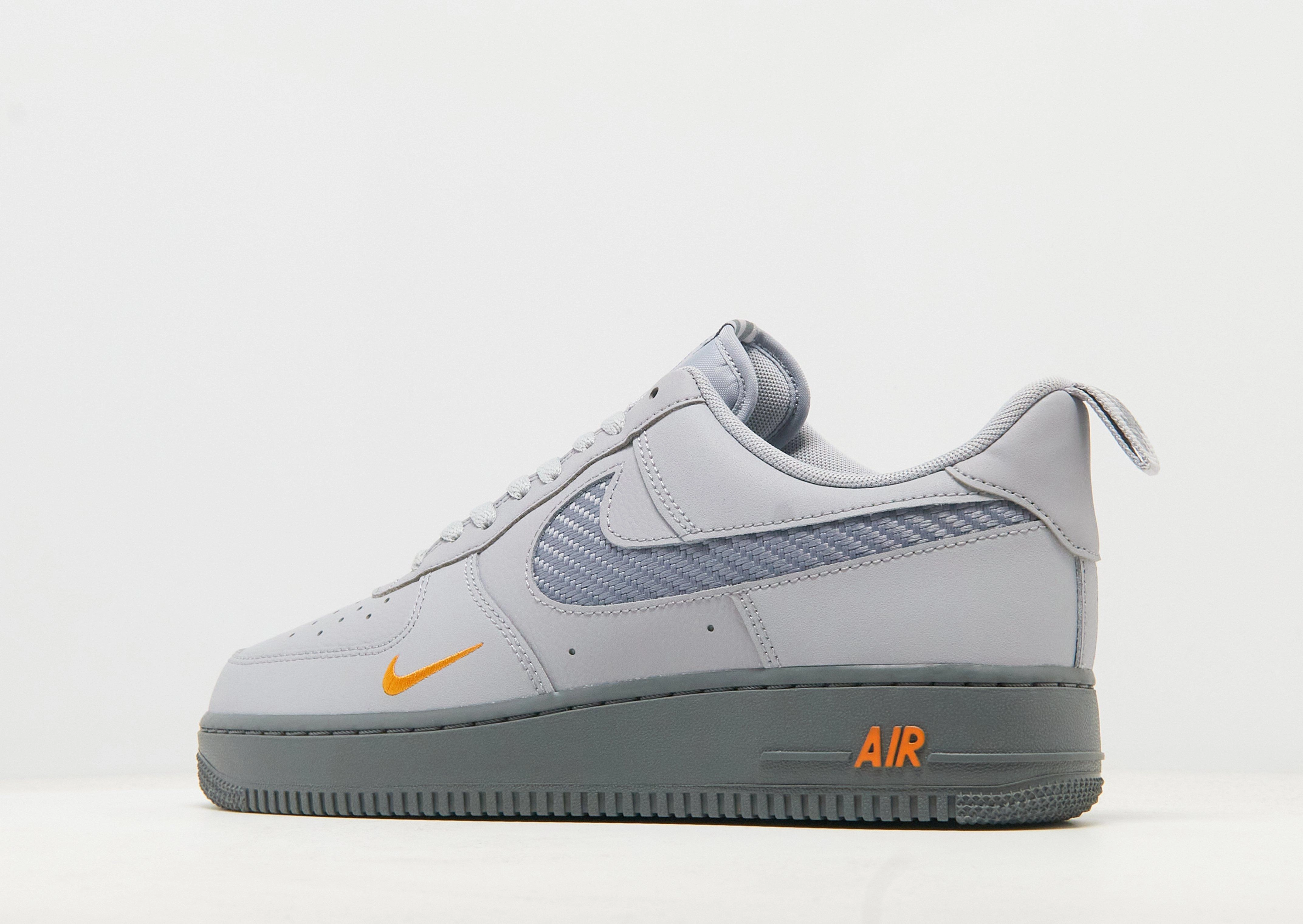 סניקרס Air Force 1 '07 LV8 | גברים