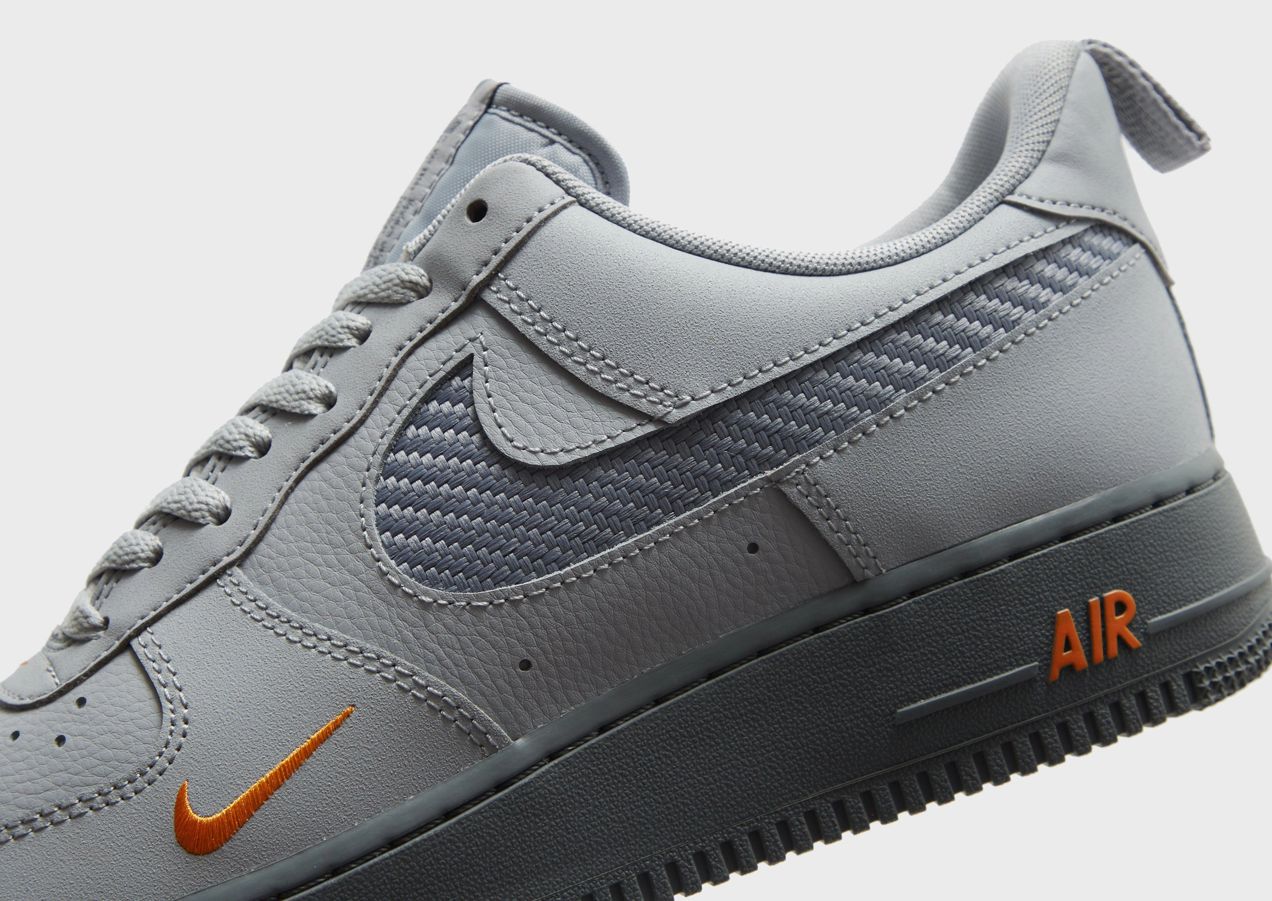 סניקרס Air Force 1 '07 LV8 | גברים