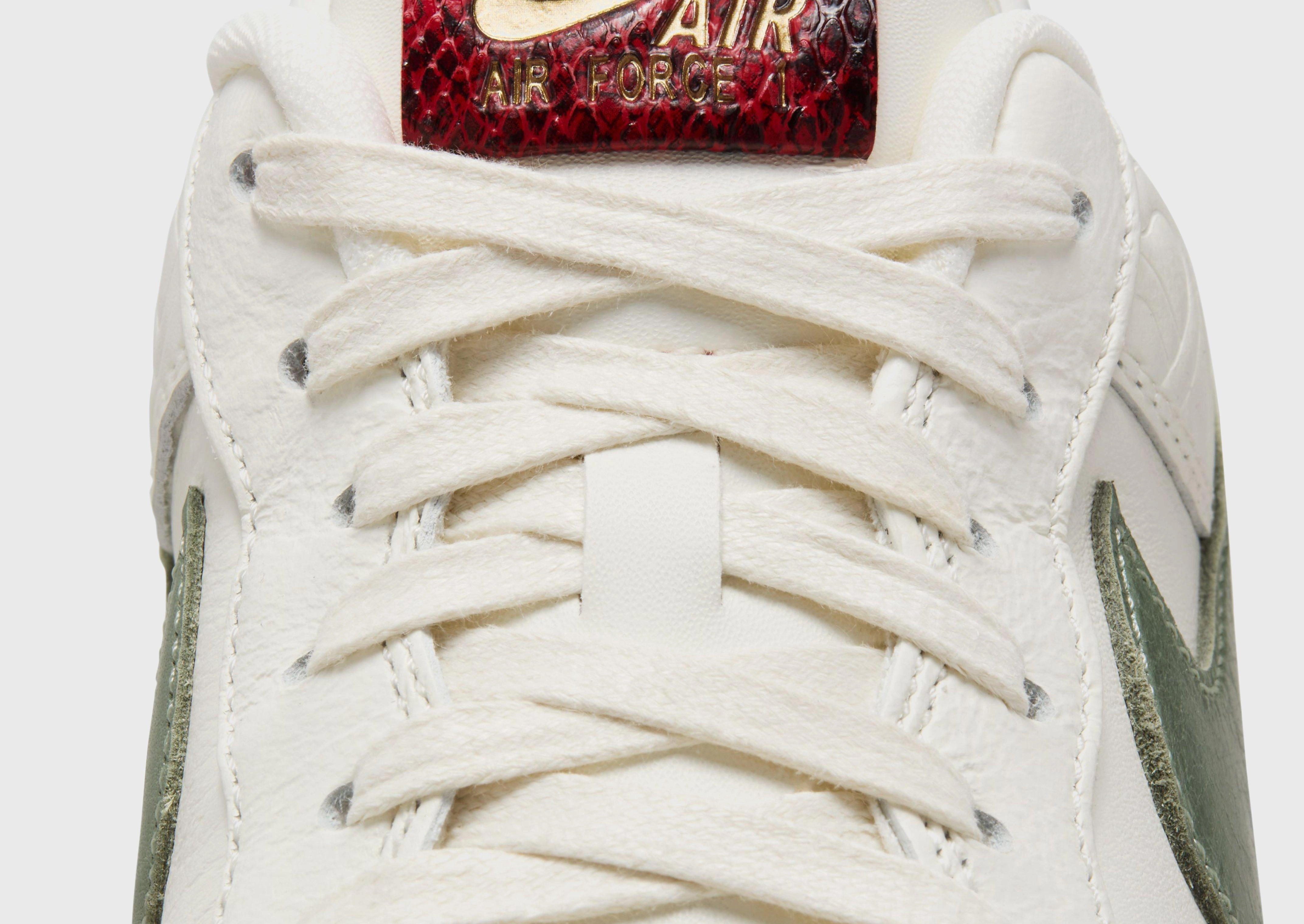 סניקרס Air Force 1 '07 LV8 | גברים